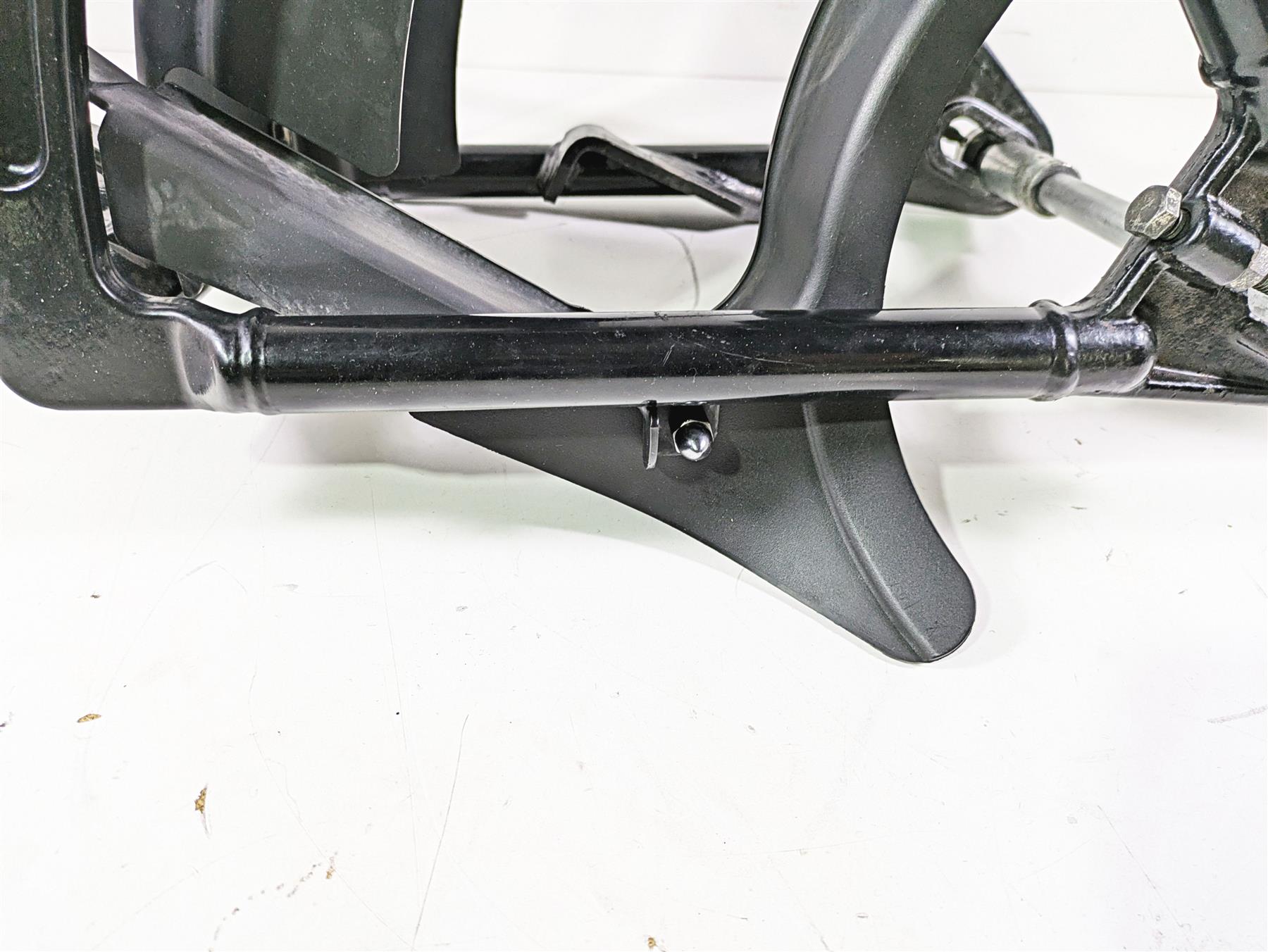 2003 Harley Softail FXSTDI Deuce 100th Rear Swingarm Swing Arm & Covers 47573-00 {{ shop.shopifyCountryName }} - Mototech271