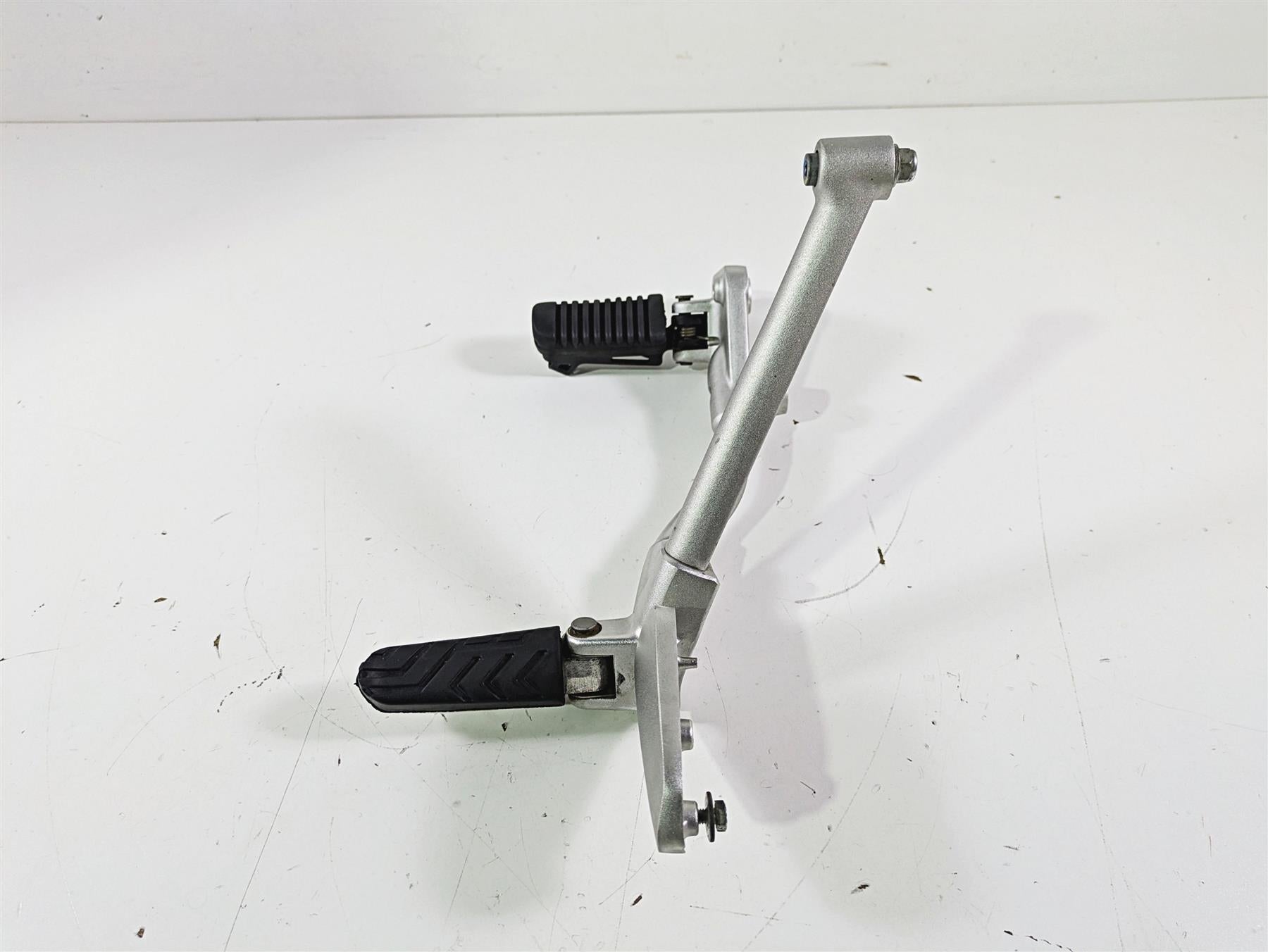 2016 Moto Guzzi Stelvio 1200 8V NTX Left Foot Peg Foot Rest + Mount Set 883103 {{ shop.shopifyCountryName }} - Mototech271
