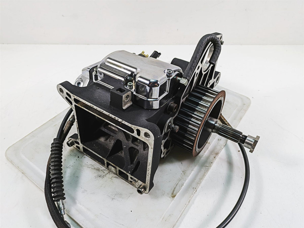 2006 Harley Softail FXSTSI Springer Transmission Gear Box 5 Speed 33053-06A {{ shop.shopifyCountryName }} - Mototech271