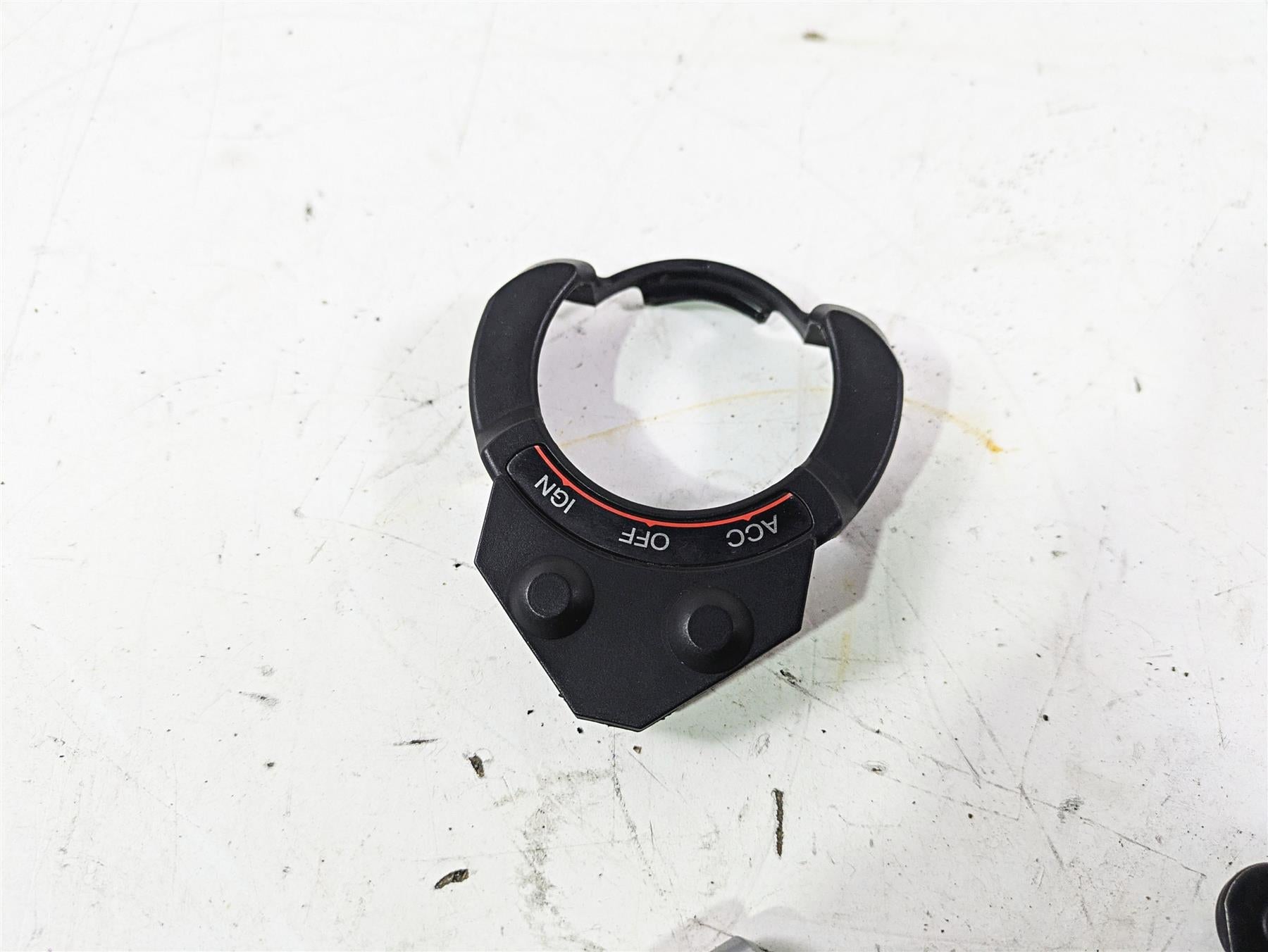 2012 Harley VRSCF Muscle V Rod Ignition Switch Key Lock Set 70020-05 {{ shop.shopifyCountryName }} - Mototech271
