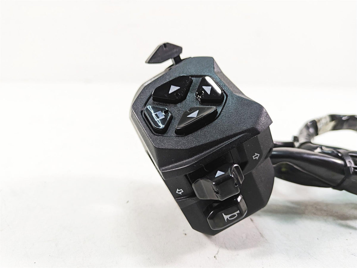2021 Aprilia RS660 Left Hand Turn Signal Menu Cruise Control Switch 2D000548 {{ shop.shopifyCountryName }} - Mototech271