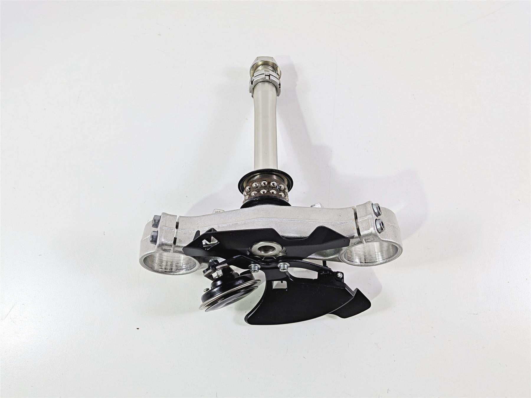 2022 Yamaha YZF R1 R1M RN65 Lower Triple Tree Steering Clamp 2CR-23340-00-00-Mototech271