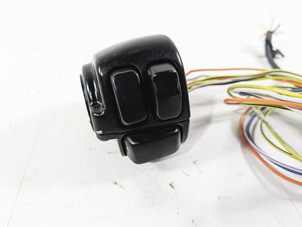 2003 Harley Softail FXSTDI Deuce 100th Left Hand Control Switch - Read 71682-06A {{ shop.shopifyCountryName }} - Mototech271