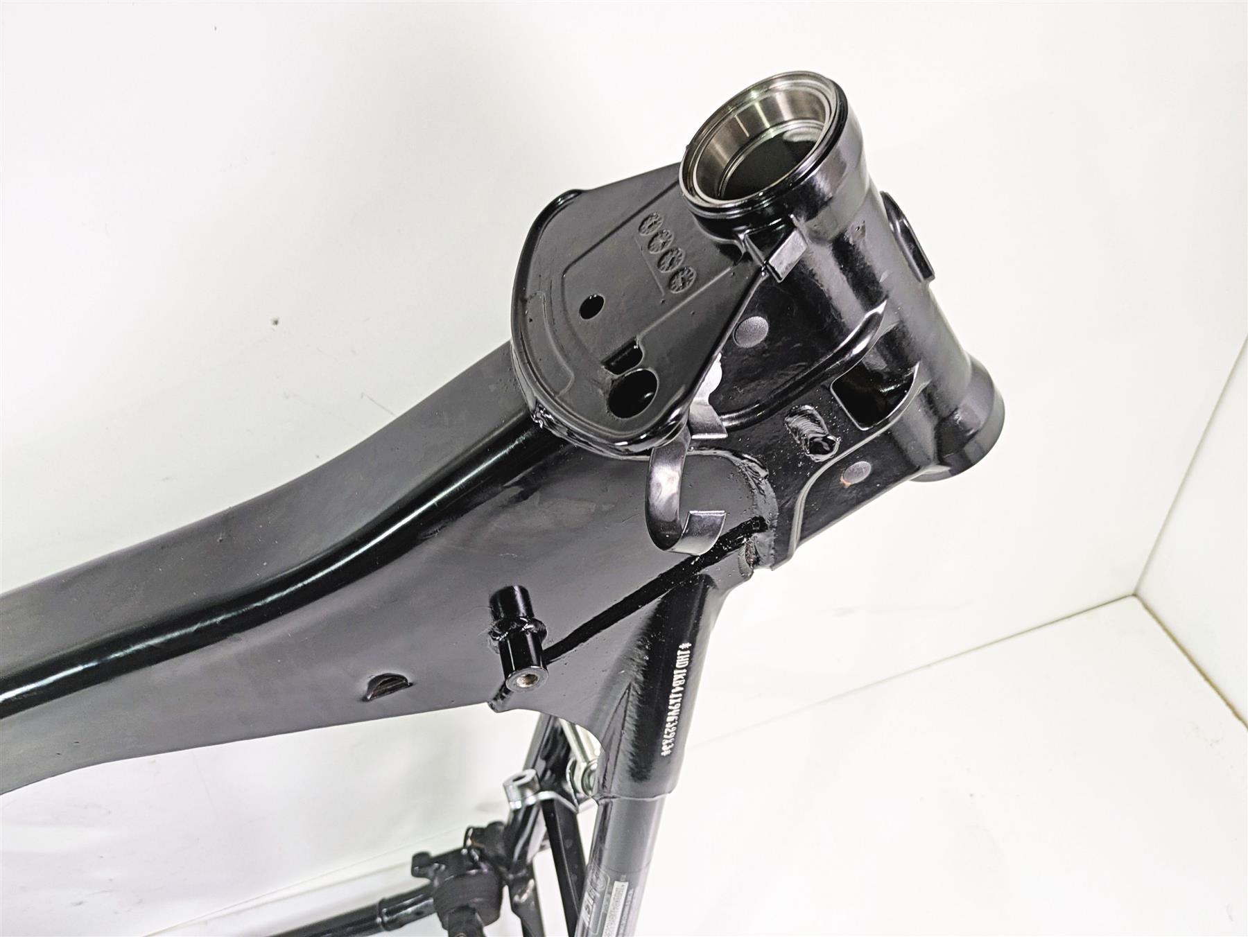 2009 Harley Touring FLHX Street Glide Straight Main Frame & Subframe With Salvage Texas Title 47900-11BHP {{ shop.shopifyCountryName }} - Mototech271