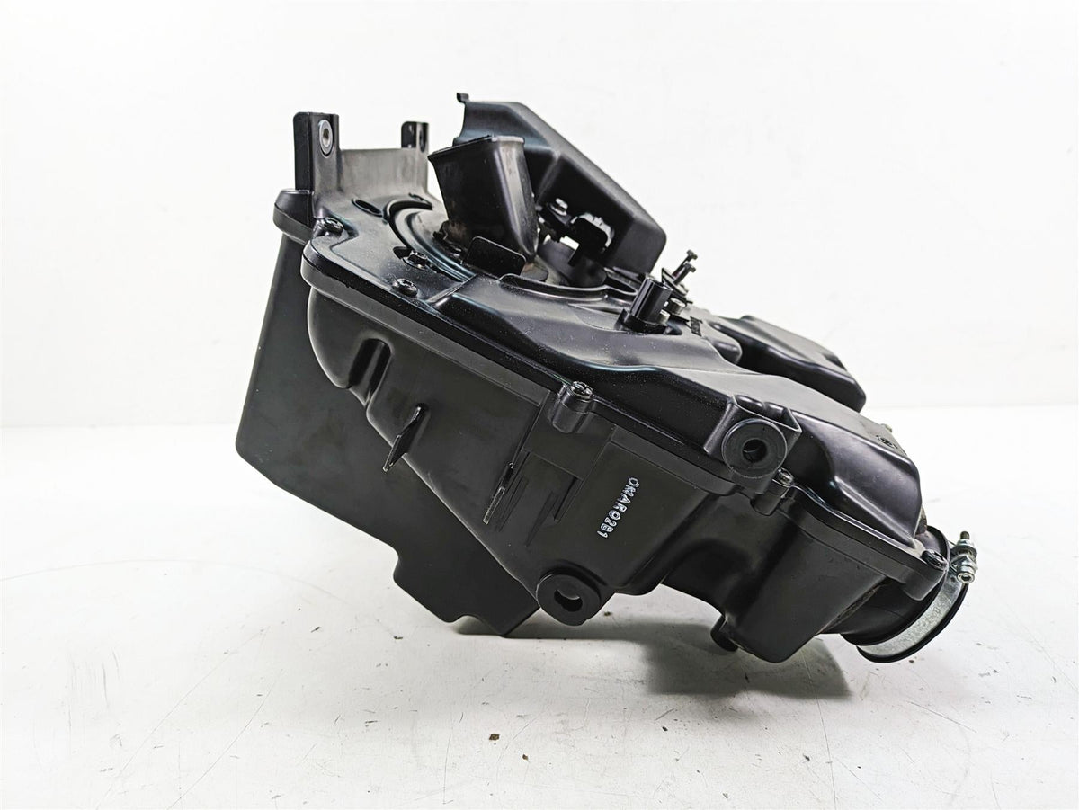 2011 Triumph America Air Cleaner Breather Box & Covers T2208750 T2208495 {{ shop.shopifyCountryName }} - Mototech271