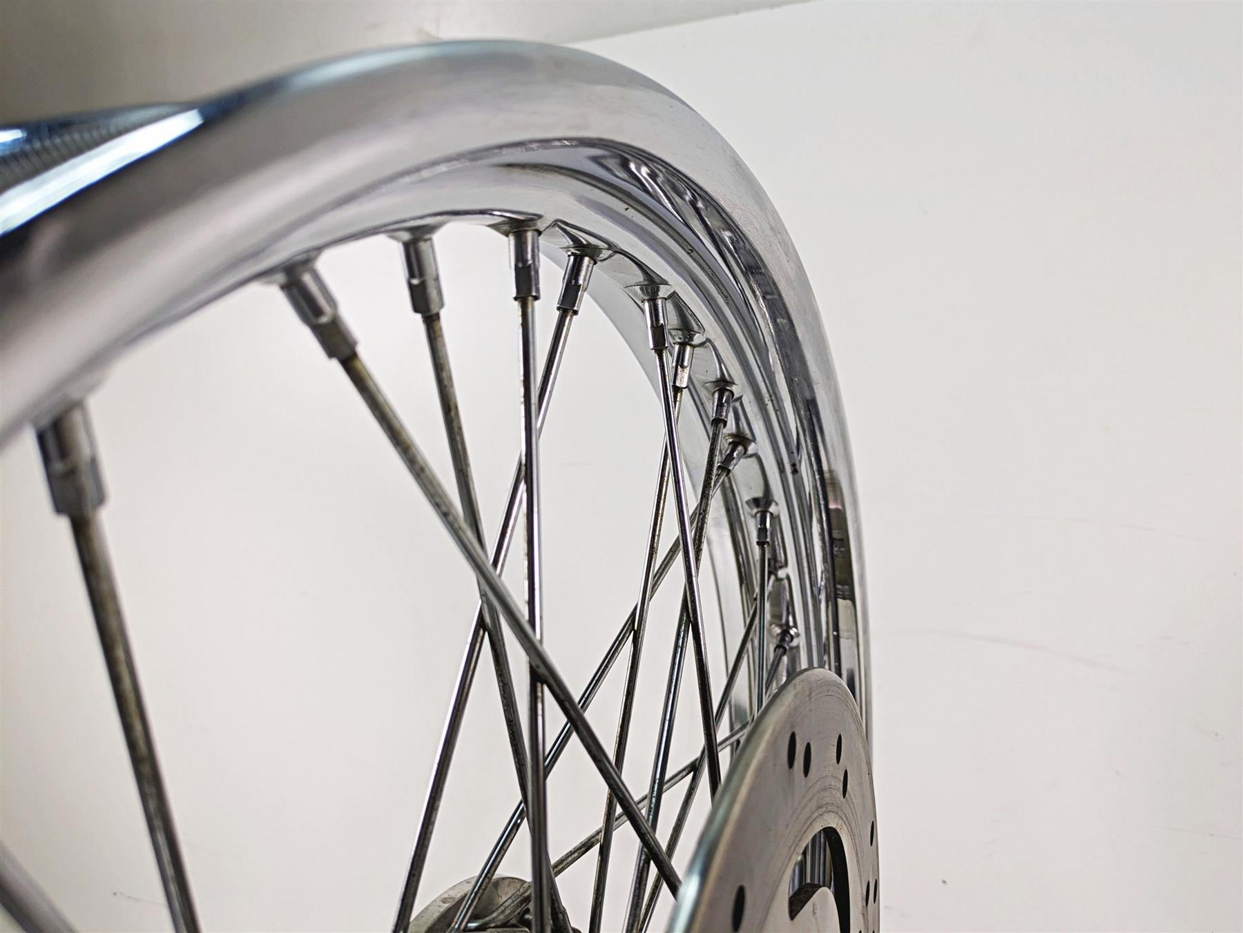 2006 Harley Sportster XL1200 Straight 21x2.15 Front Wheel Spoke Rim 44610-05A {{ shop.shopifyCountryName }} - Mototech271