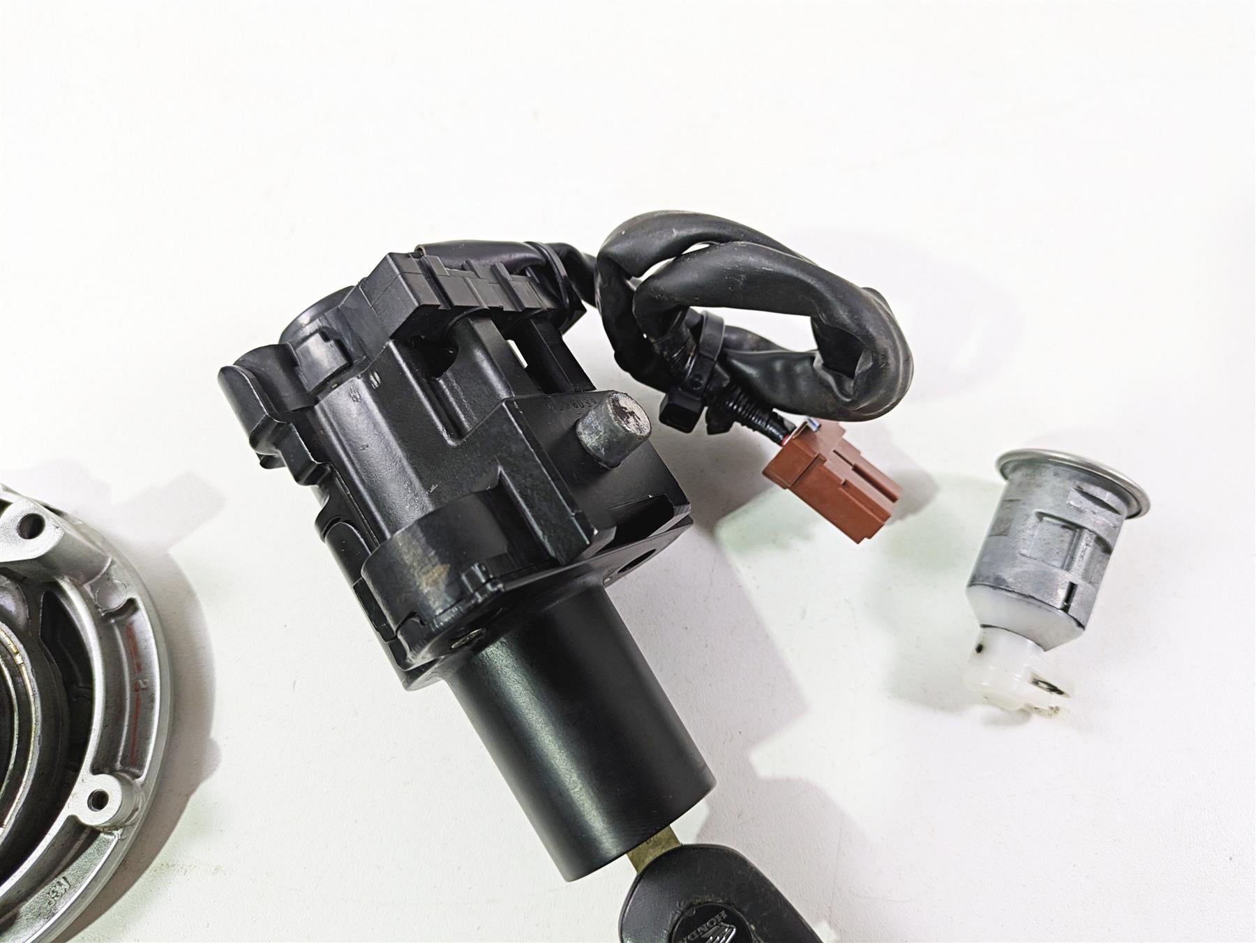 2016 Honda CBR650 F Ignition Switch Key Lock Set 35010-MJE-A02 35010-MJE-A04 {{ shop.shopifyCountryName }} - Mototech271