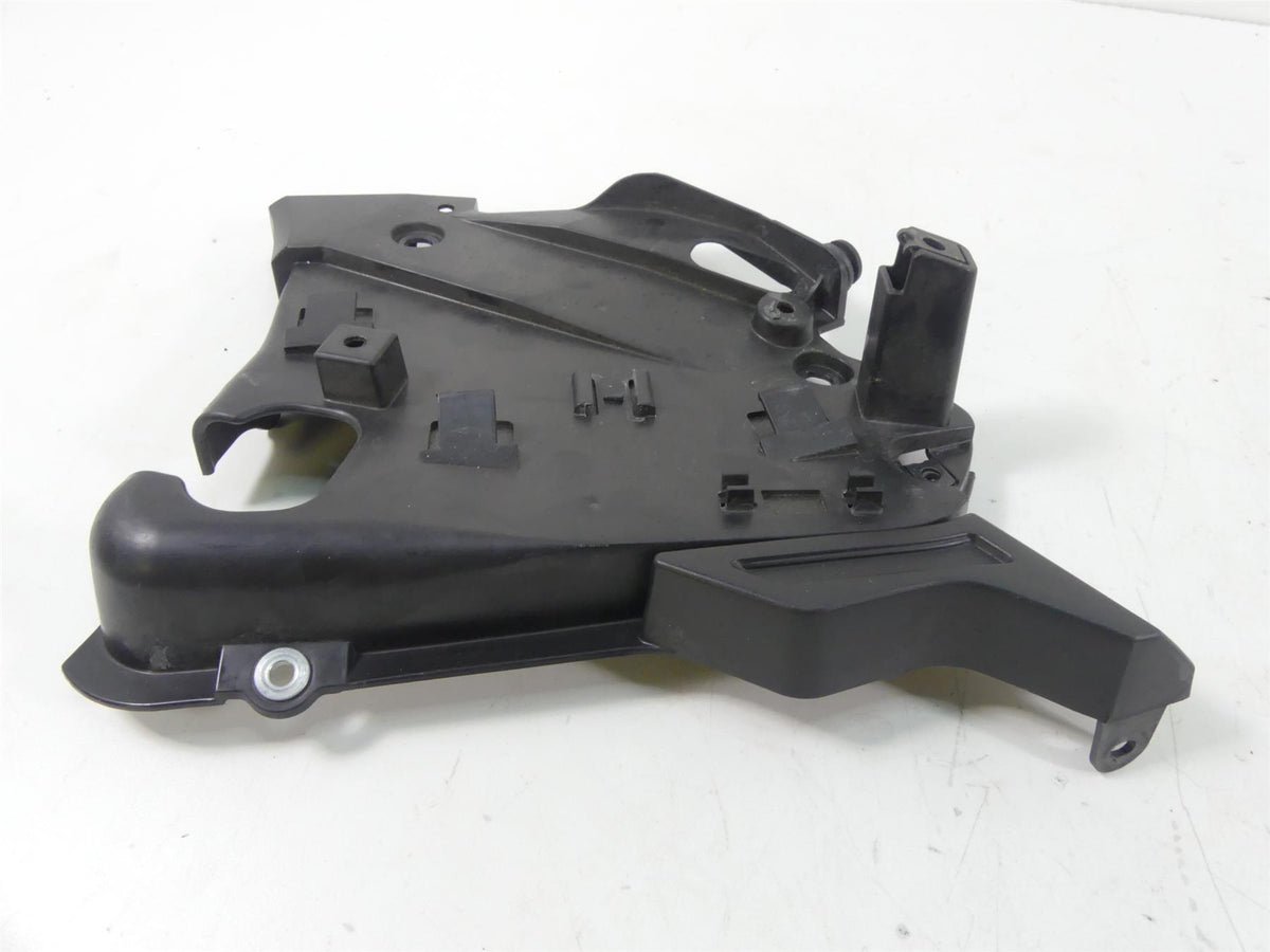 2013 Yamaha VMX17 V-Max 1700 Right Side Cover Fairing & Holder 2S3-21741-10-00 {{ shop.shopifyCountryName }} - Mototech271