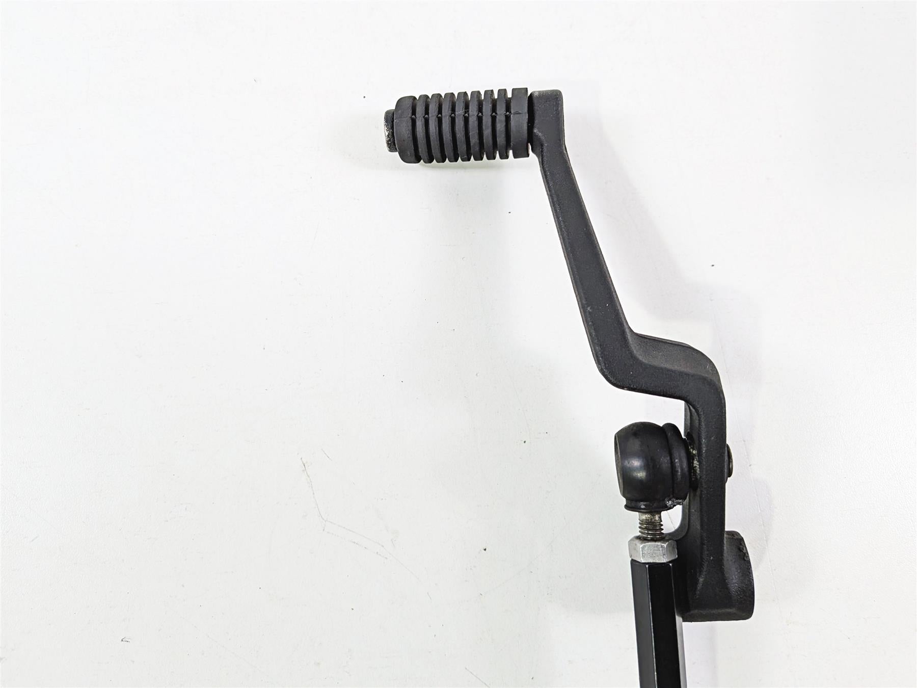 2024 Suzuki GSXR 600 Left Front Footpeg & Shifter 43521-47H20 25600-14J11 {{ shop.shopifyCountryName }} - Mototech271