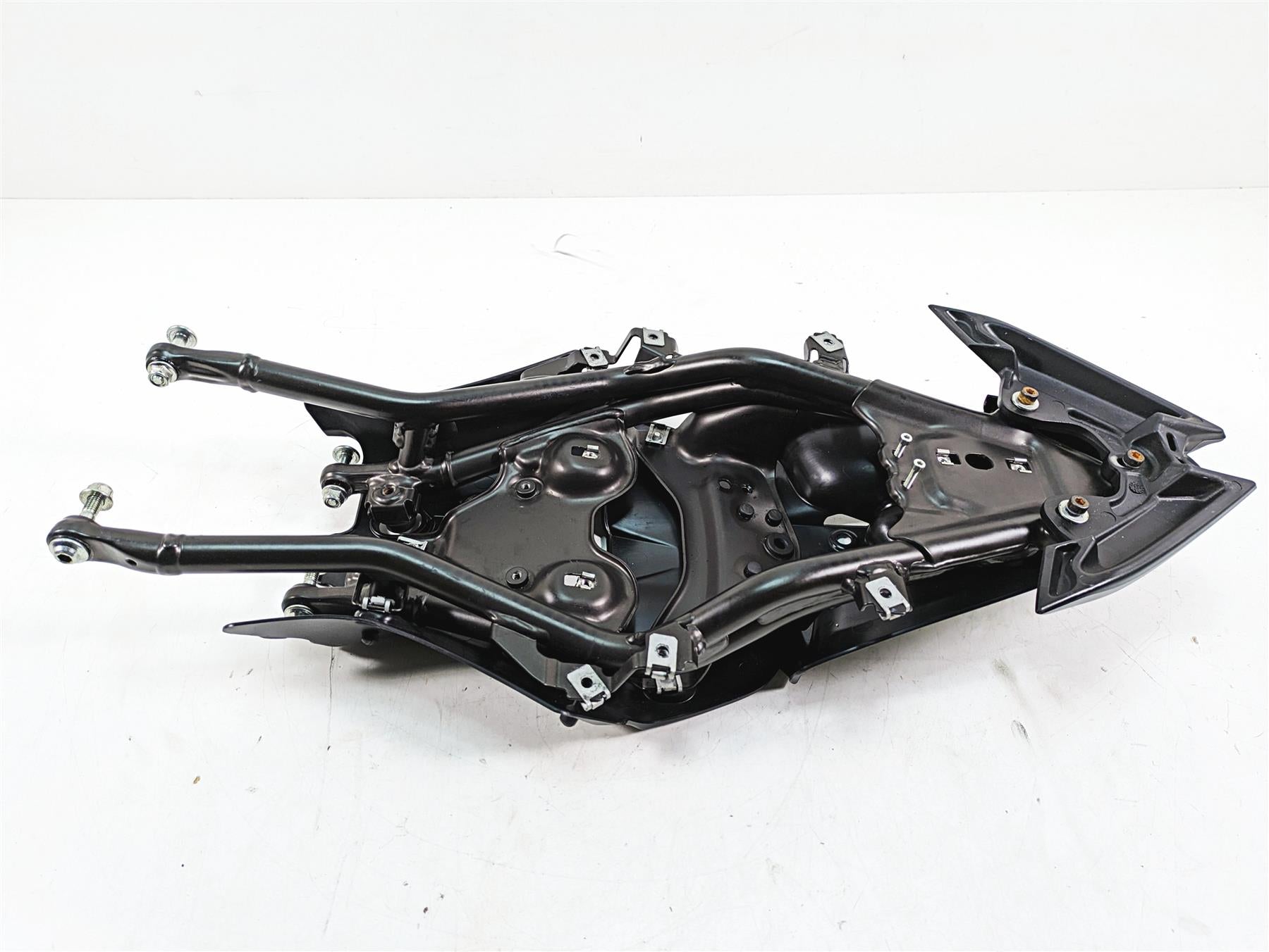 2017 Mv Agusta Dragster 800 Rear Subframe Inner Fender Rear Cover Set 80A0B8858