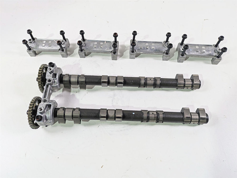 2020 Kawasaki Z900 ZR900 Camshaft Cam Shaft Set 49118-0942 49118-0979 {{ shop.shopifyCountryName }} - Mototech271
