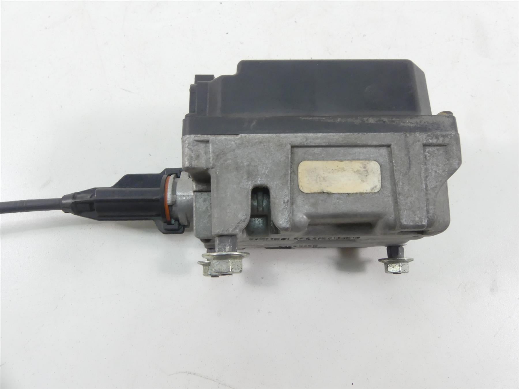 2004 Harley FLHTC SE CVO Electra Glide Cruise Control Module 70955-04 {{ shop.shopifyCountryName }} - Mototech271