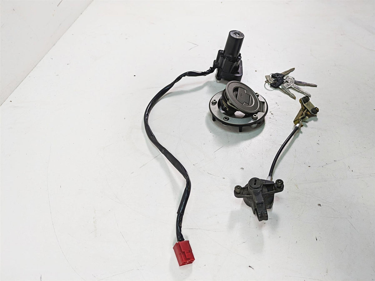 2002 Yamaha FZ1 FZS1000 Fazer Ignition Switch Key Lock Set 5LV-82501-10-00 {{ shop.shopifyCountryName }} - Mototech271