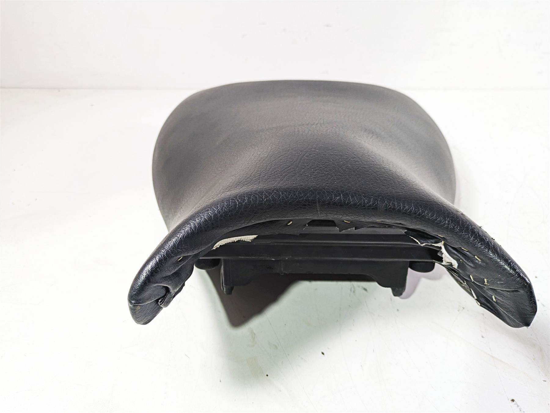 2018 Suzuki GSX1300 R Hayabusa Front Rider Seat Saddle -Read 45100-15H02-EJY {{ shop.shopifyCountryName }} - Mototech271