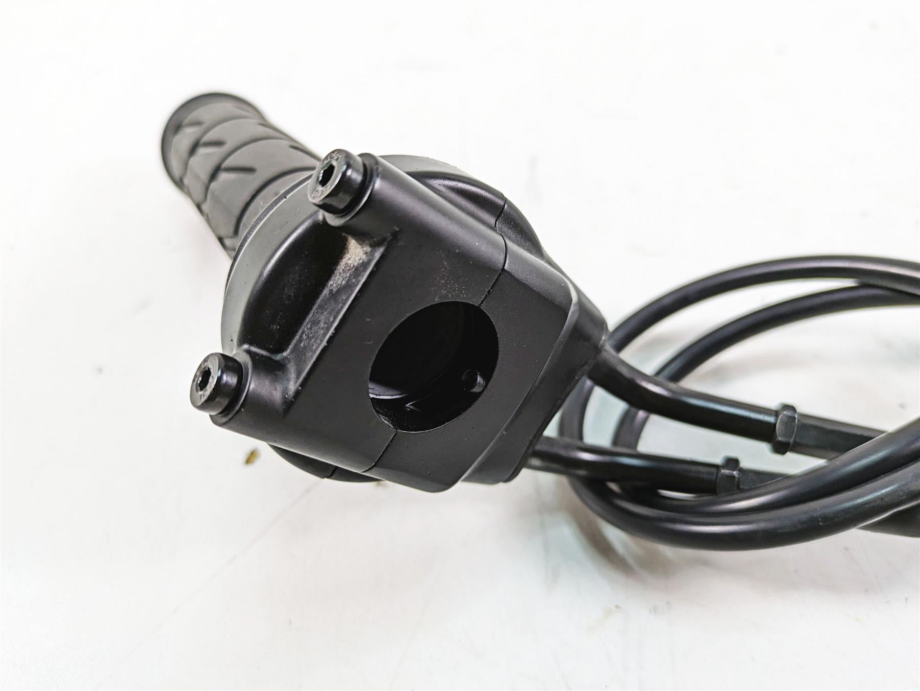 2018 Kawasaki ZX1002 Ninja H2 SX Throttle Cable Grip Set 46003-0739 32099-0767 {{ shop.shopifyCountryName }} - Mototech271