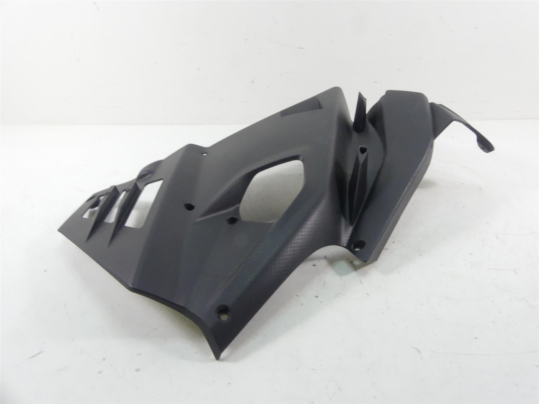 2021 Aprilia RS 660 Left Side Black Fairing Cover Cowl Guard 2B006621 {{ shop.shopifyCountryName }} - Mototech271