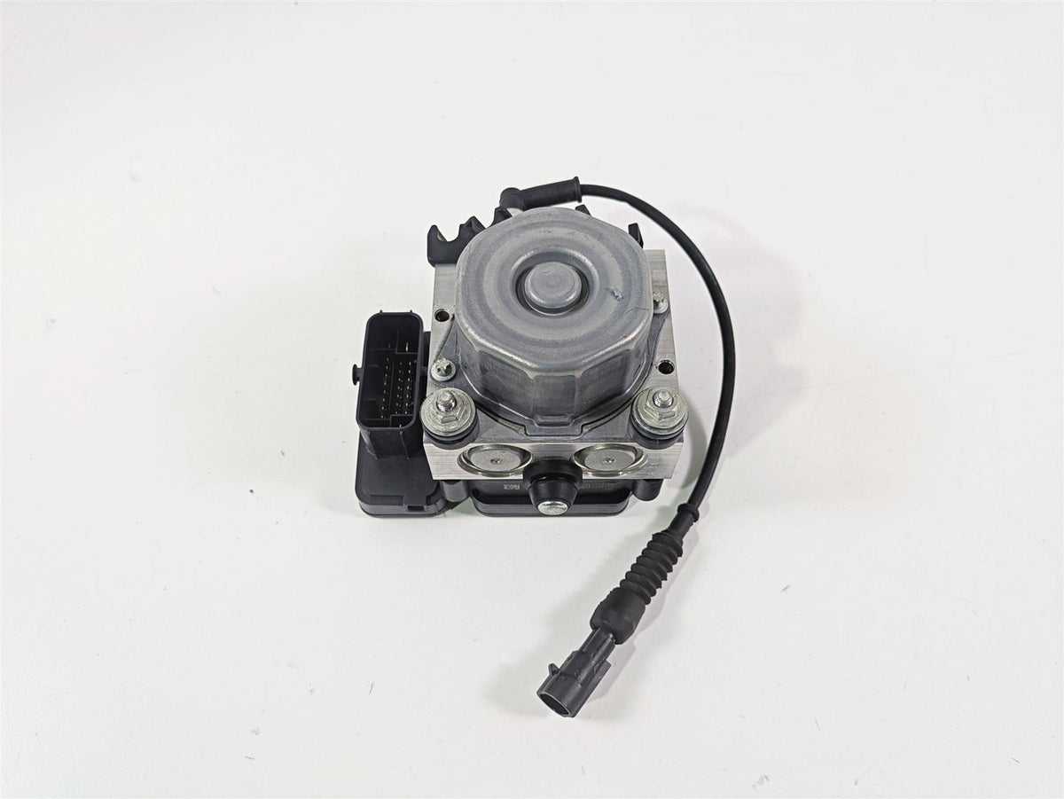 2017 KTM 1290 Super Duke GT Abs Brake Pump Control Module 60442031144 {{ shop.shopifyCountryName }} - Mototech271