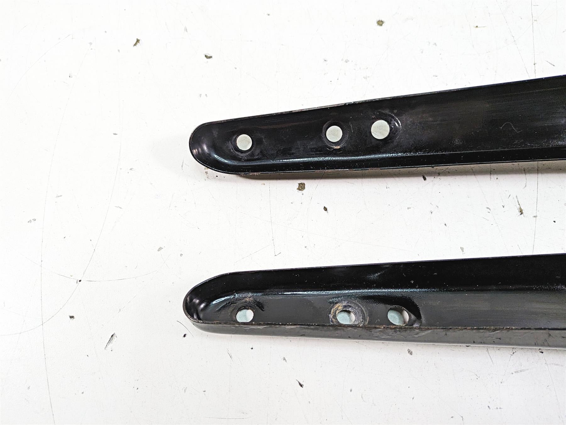 2019 Harley XL883N Sportster Iron Rear Fender Struts Braces 60203-06 60204-06 {{ shop.shopifyCountryName }} - Mototech271