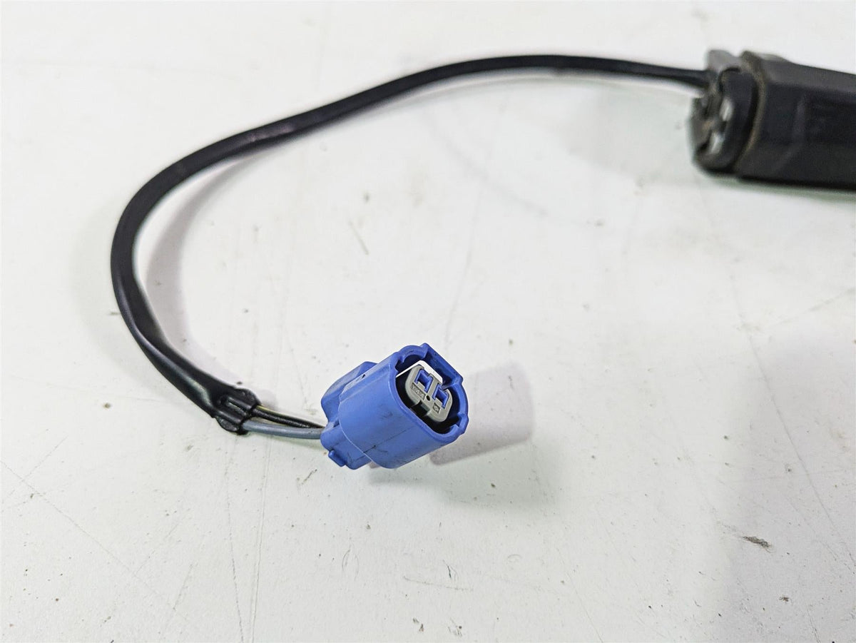 2024 Kawasaki ZX6R ZX636 Ninja Rear Right Blinker Turn Signal - Read 23037-0551 {{ shop.shopifyCountryName }} - Mototech271