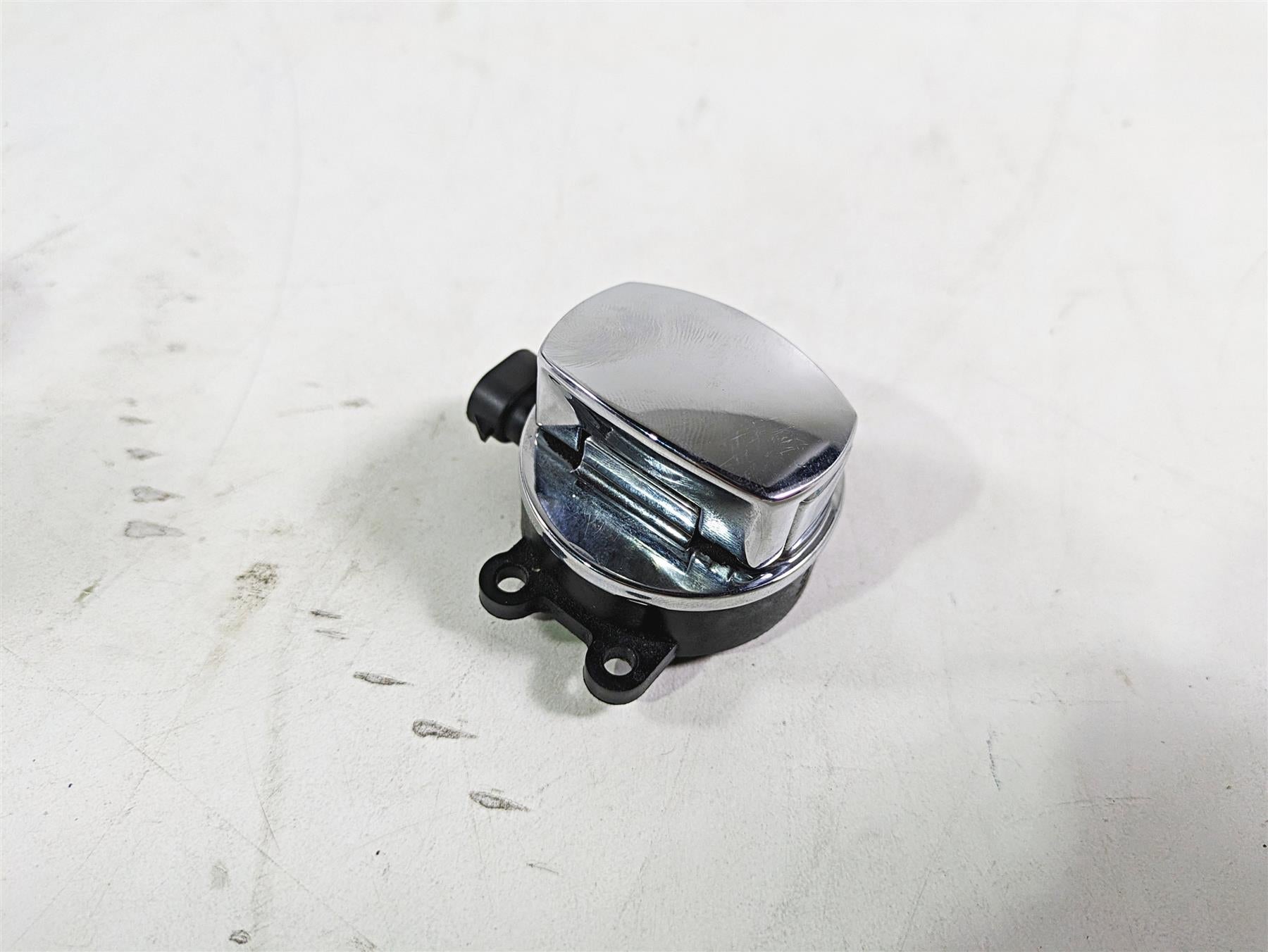 2017 Harley Dyna FXDB Street Bob Ignition Switch No Key Unlocked : VIN 71430-12 {{ shop.shopifyCountryName }} - Mototech271