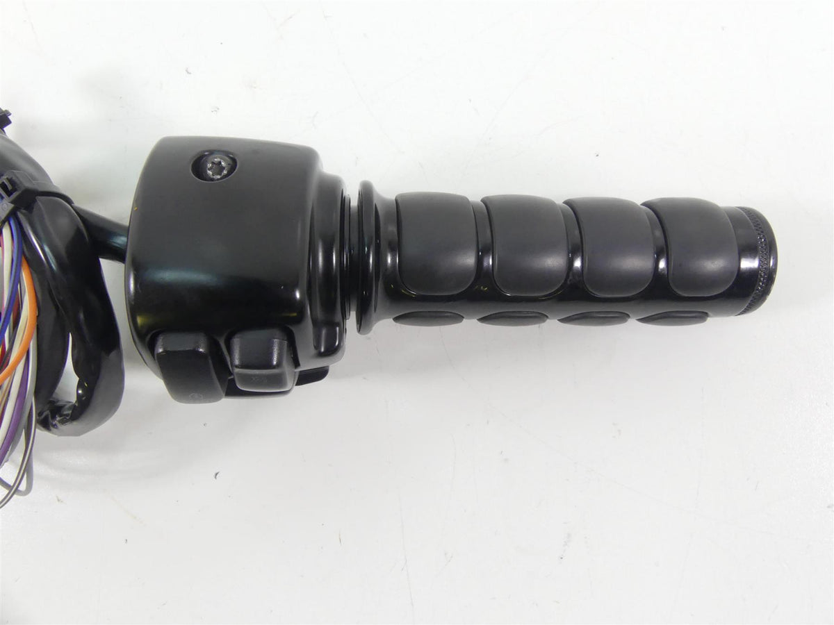 2013 Harley Touring FLHX Street Glide Right Hand Control Switch -Read 71684-06A {{ shop.shopifyCountryName }} - Mototech271