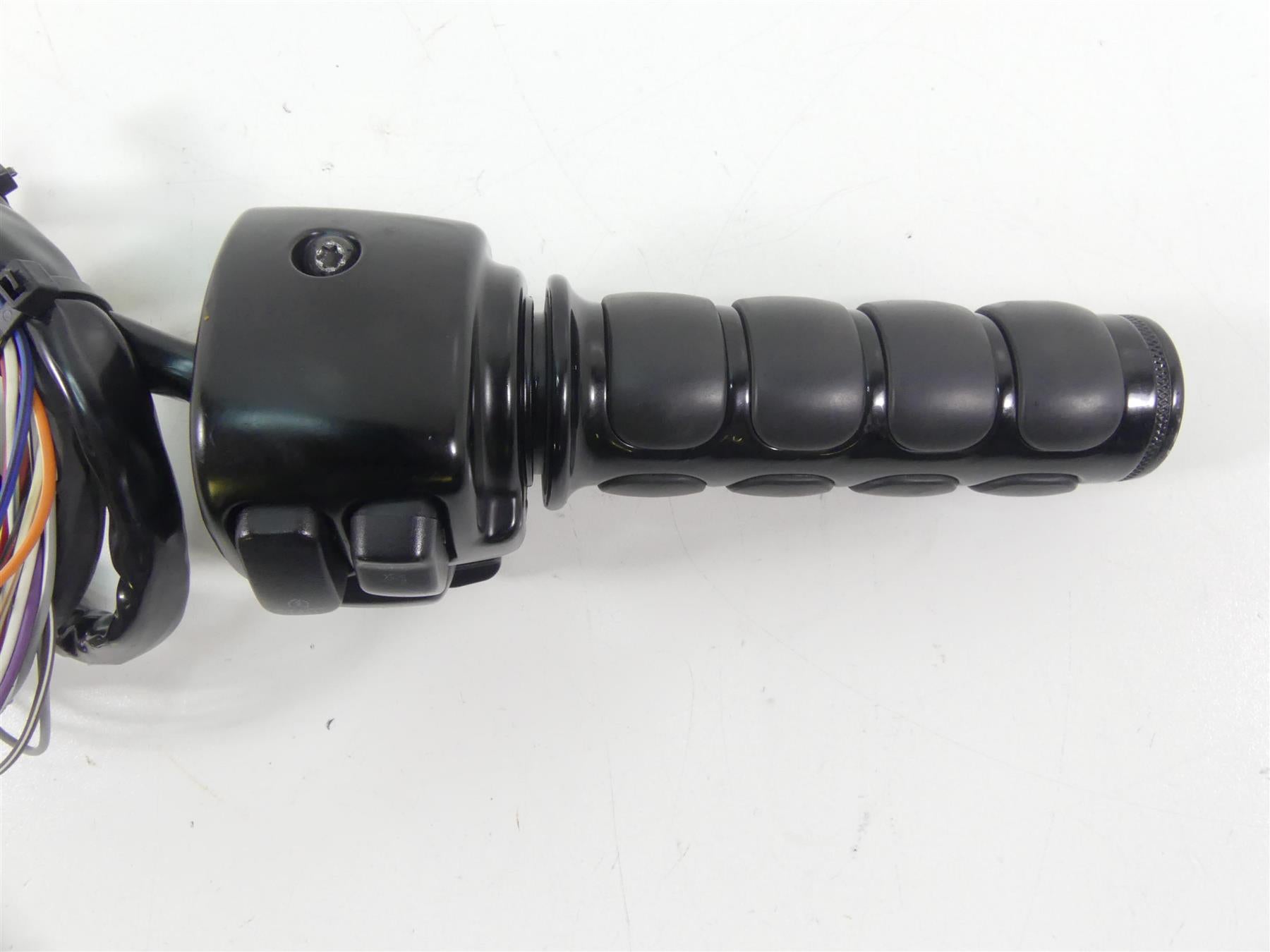 2013 Harley Touring FLHX Street Glide Right Hand Control Switch -Read 71684-06A {{ shop.shopifyCountryName }} - Mototech271