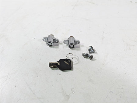 2020 Harley Touring FLHT Electra Glide Saddlebag Lock Key Set 90300024 {{ shop.shopifyCountryName }} - Mototech271