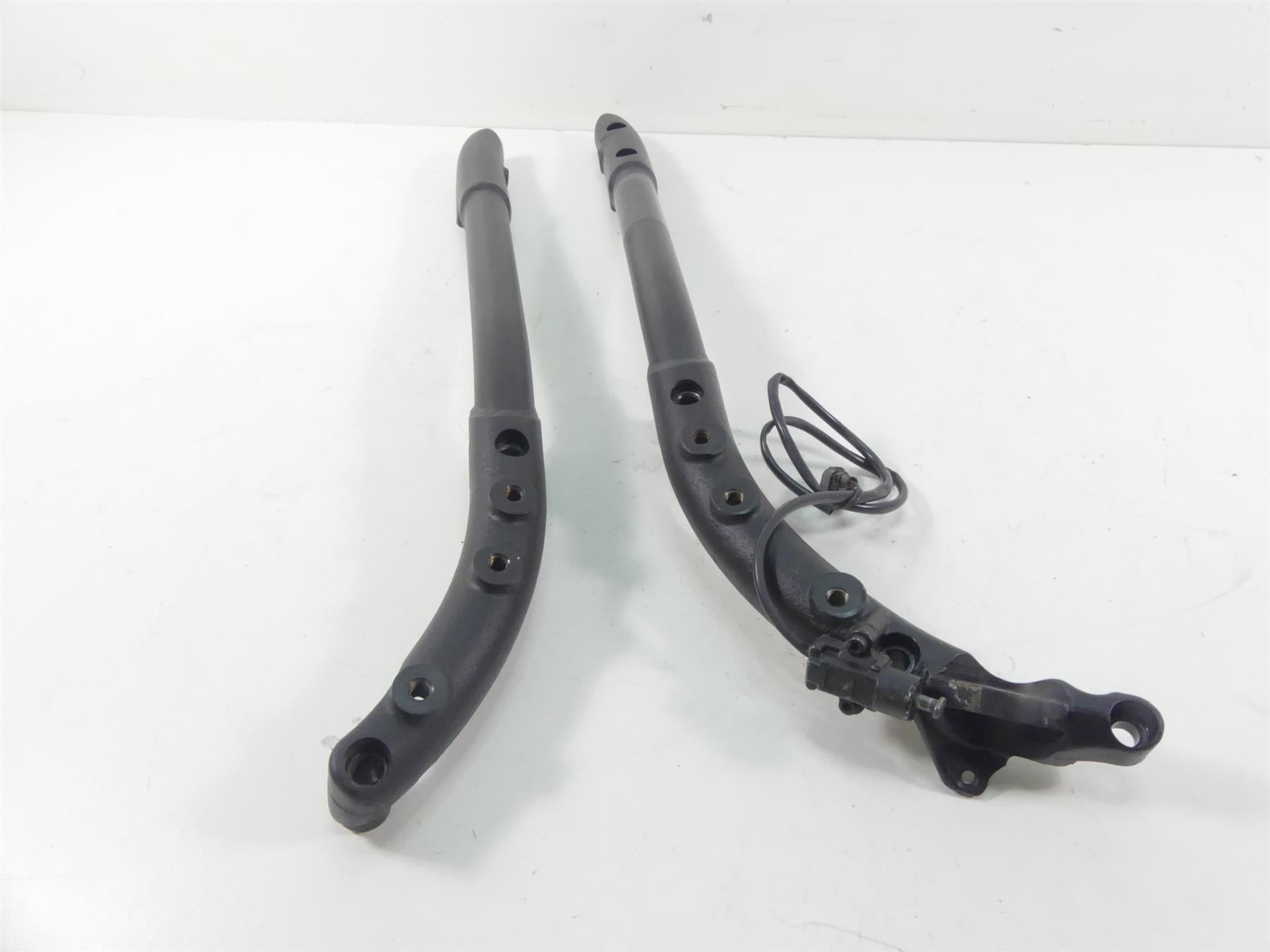 2020 Indian Roadmaster Front Left Right Frame Rail Downtube Set 1018969 1018970 {{ shop.shopifyCountryName }} - Mototech271