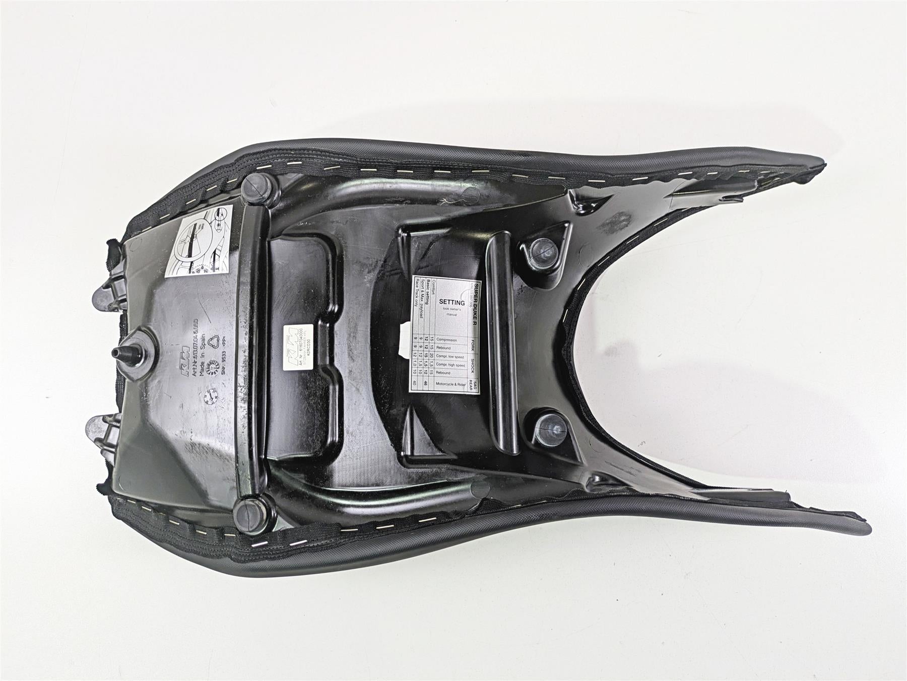 2018 KTM 1290 Super Duke R Front Rider Driver Saddle Seat 61307046000 {{ shop.shopifyCountryName }} - Mototech271