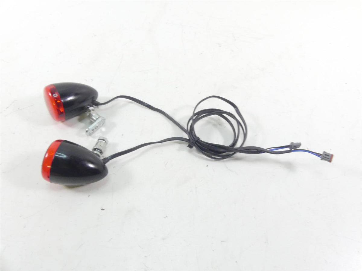2021 Harley Softail FXBBS 114 Street Bob Front Blinker Turn Signal Set 67800523 {{ shop.shopifyCountryName }} - Mototech271