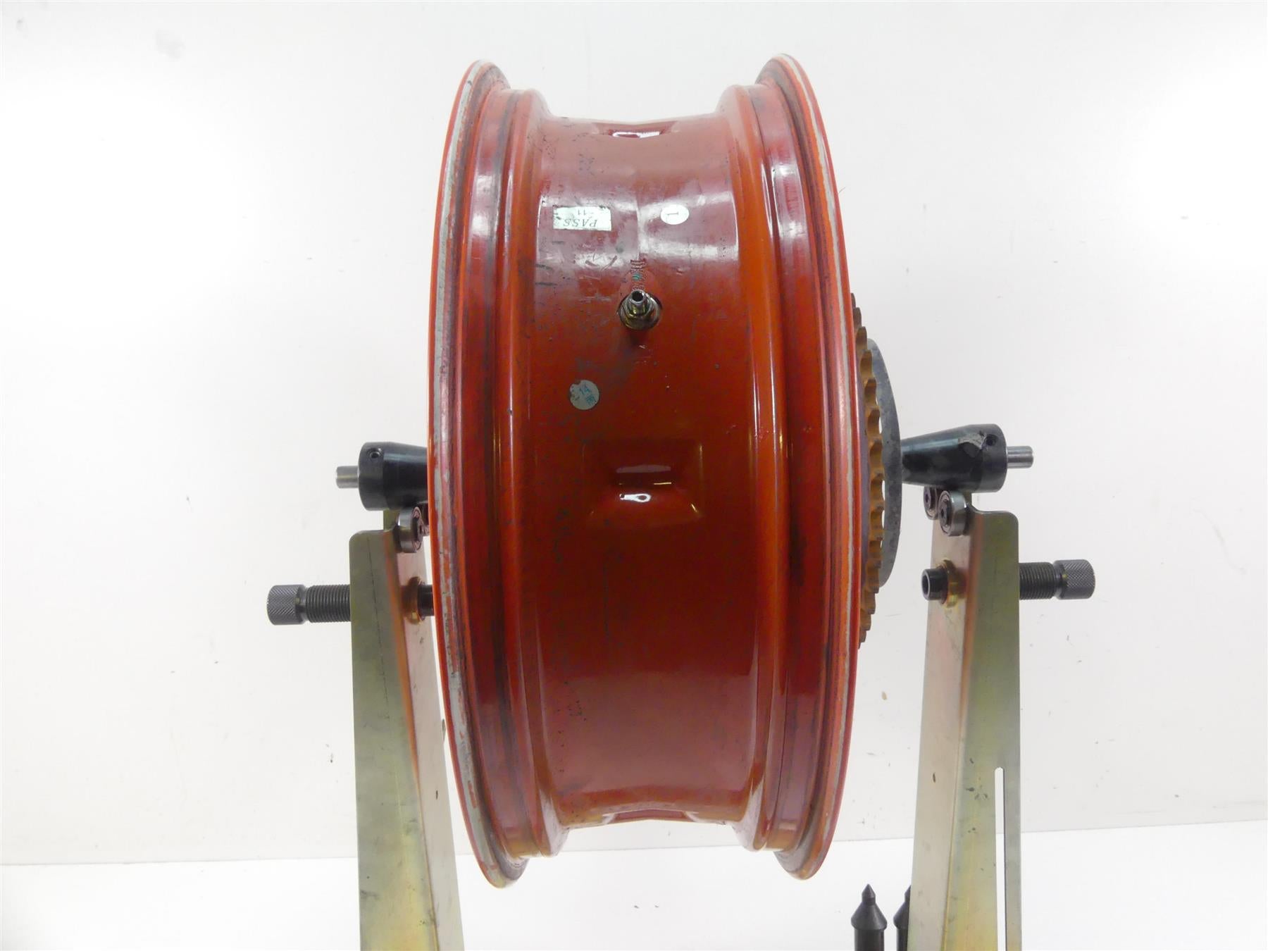 2021 Aprilia Tuono 660 Straight 17x5.5 Rear Wheel Rim 2B008370 {{ shop.shopifyCountryName }} - Mototech271