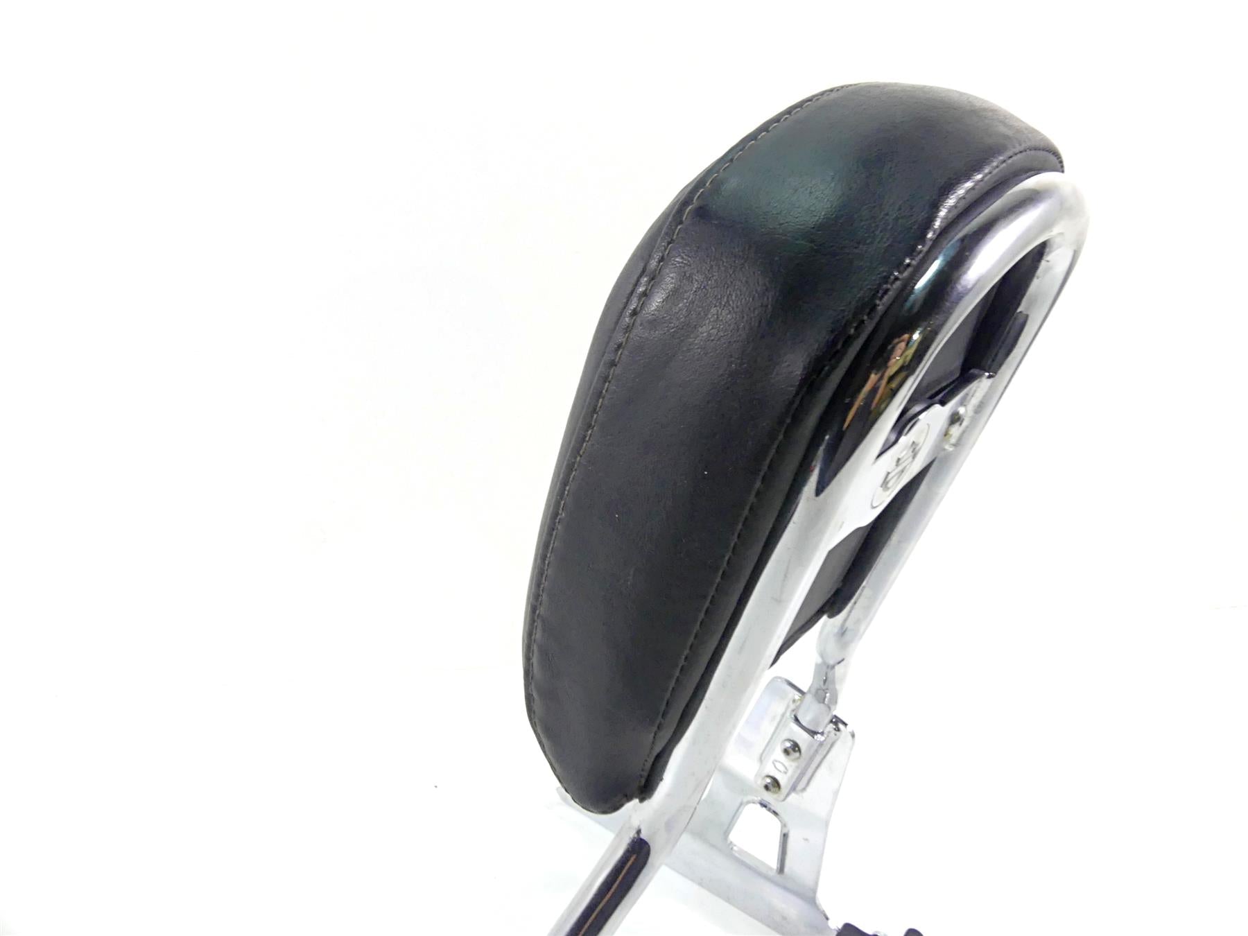 2010 Harley FXDF Dyna Fat Bob Standard 21" Round Sissy Bar Backrest 52300018 {{ shop.shopifyCountryName }} - Mototech271