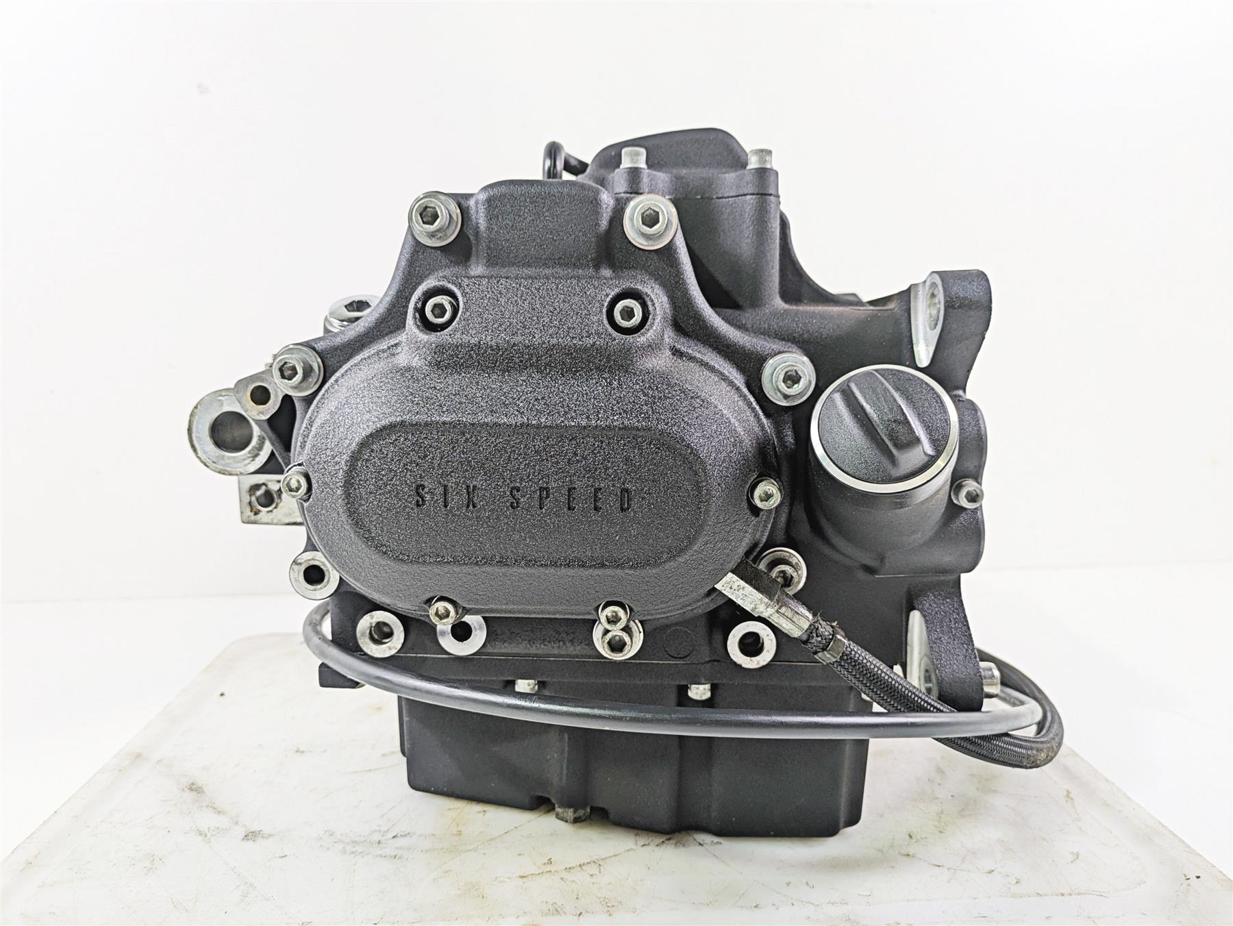 2014 Harley FXDF Dyna Fat Bob Transmission Gear Box 6 Speed 16K 33083-10A {{ shop.shopifyCountryName }} - Mototech271