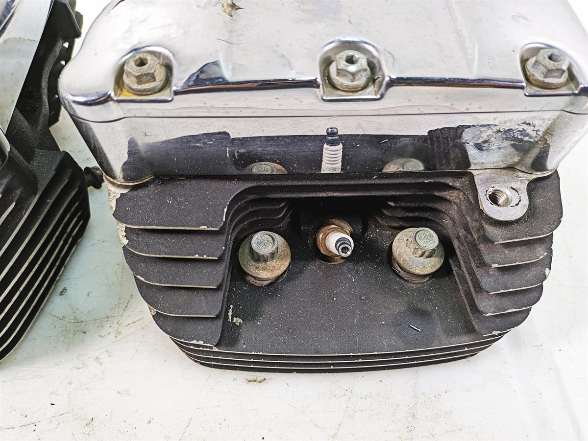 1999 Harley Touring FLHTC Electra Glide Cylinder Head Set For Parts 16722-99 {{ shop.shopifyCountryName }} - Mototech271
