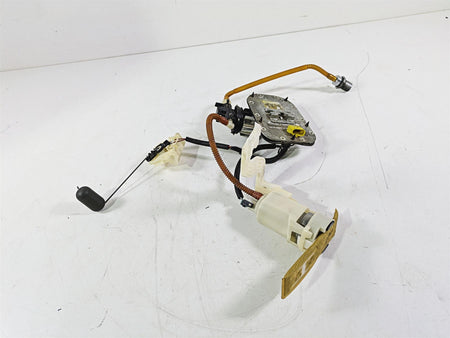 2008 Harley FLSTSB Cross Bones Fuel Gas Petrol Pump - Tested 75252-08 75284-08A {{ shop.shopifyCountryName }} - Mototech271