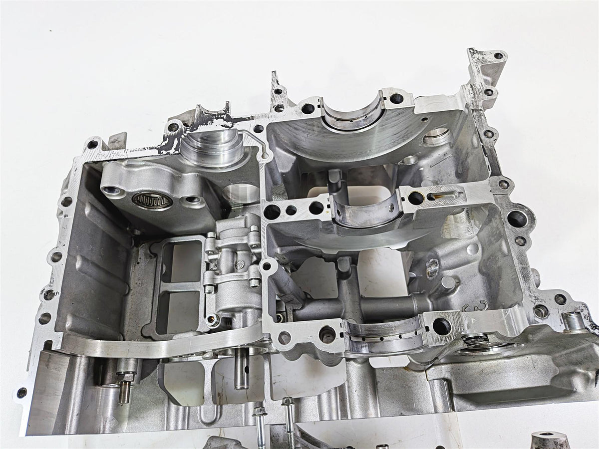 2014 Aprilia RSV4 RR Factory Engine Crankcase Crank Case Jug Set 2A000674 {{ shop.shopifyCountryName }} - Mototech271