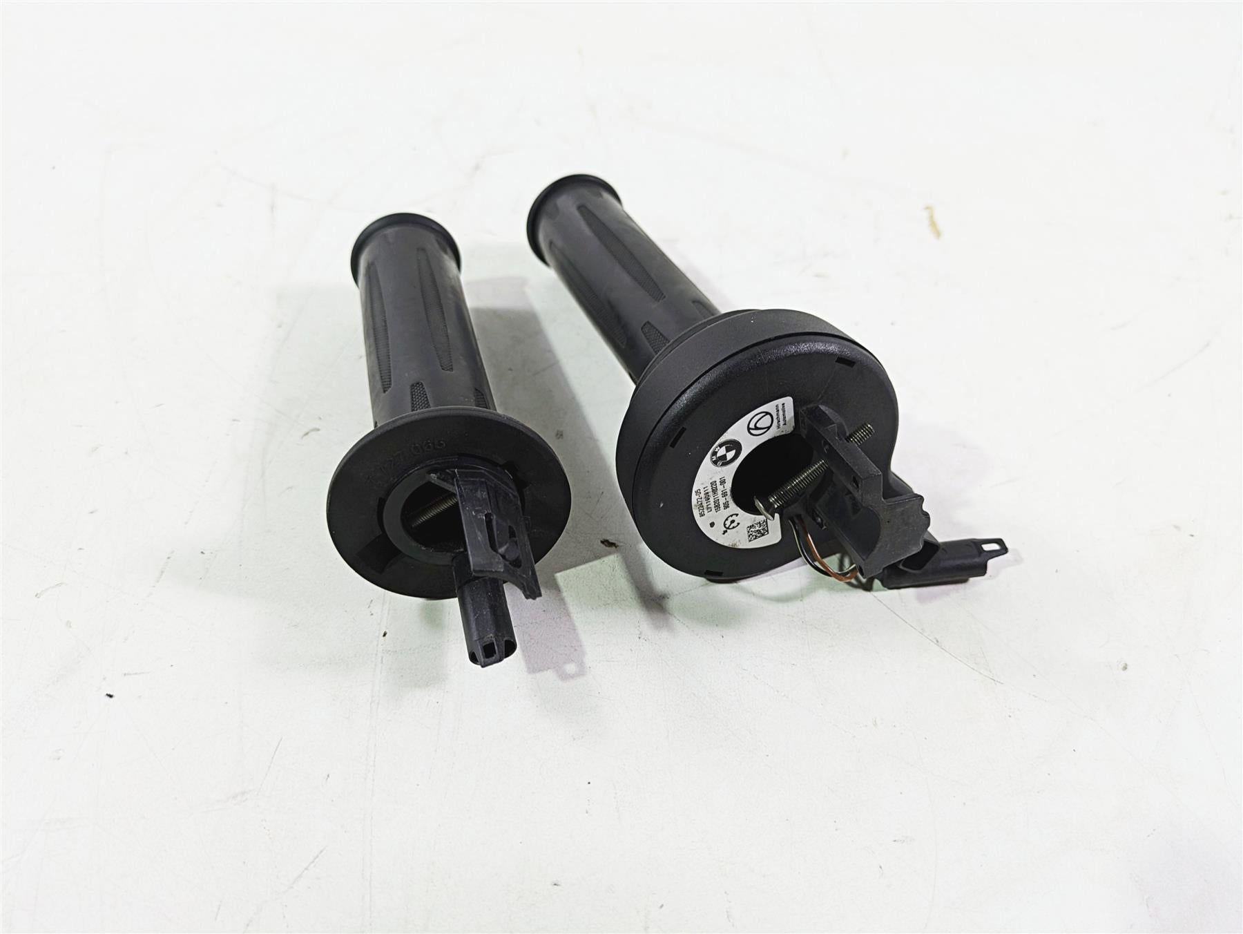 2016 BMW S1000RR K46 Heated Left Right Hand Grip Set Cruise 61317727065 {{ shop.shopifyCountryName }} - Mototech271