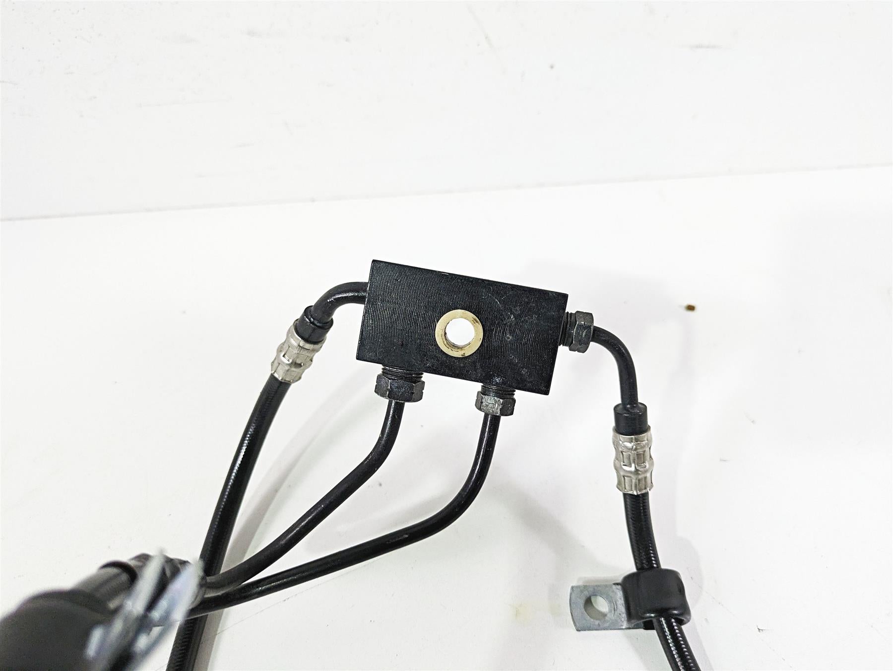 2019 Harley FLHCS Softail Heritage Front Abs Brake Line Set 41800595 41800597 {{ shop.shopifyCountryName }} - Mototech271