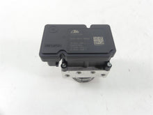 Load image into Gallery viewer, 2019 Moto Guzzi V7 III Stone 750 Ate Abs Brake Pump Module Unit 2D000102 | Mototech271
