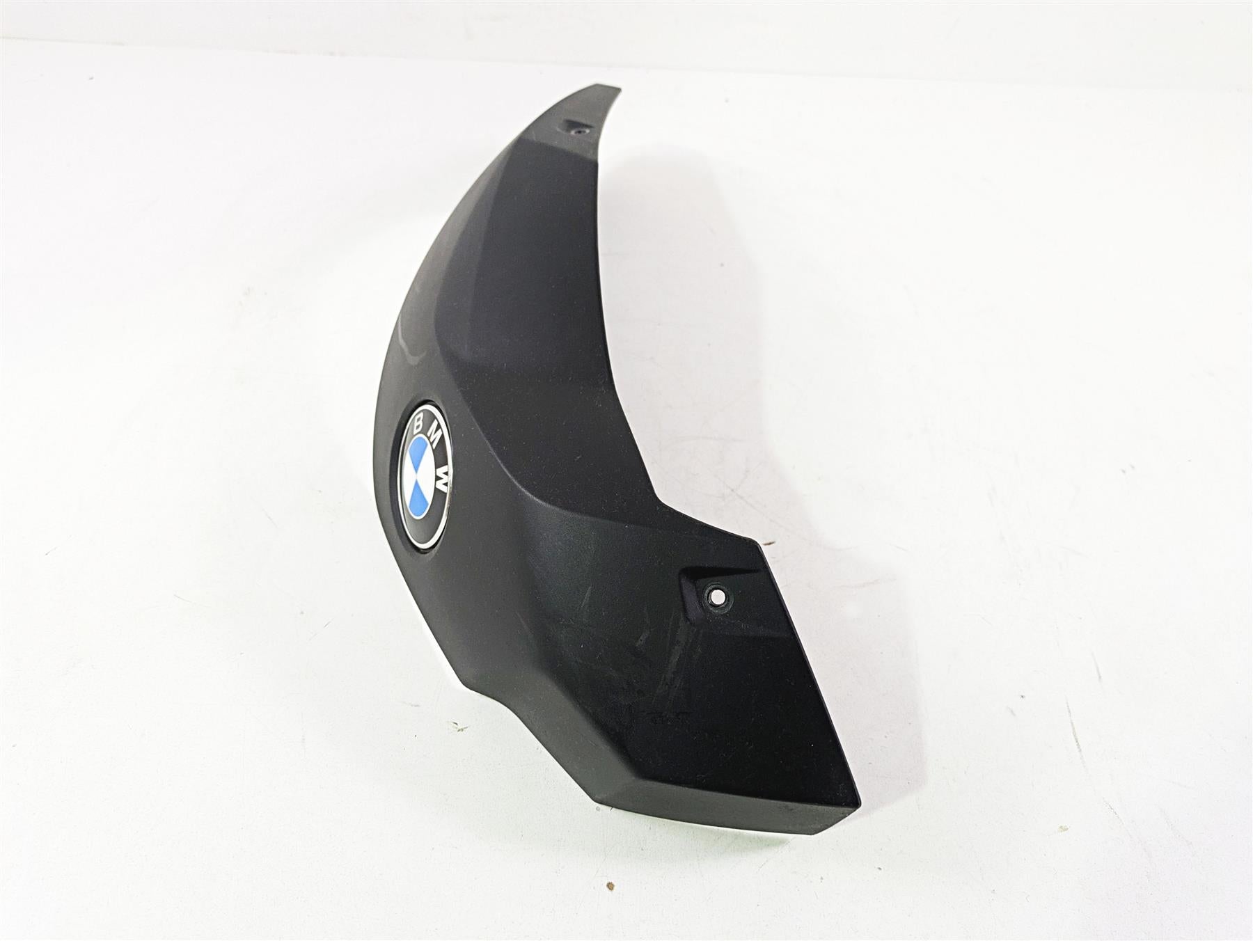 2009 BMW R1200GS K255 Adv Right Side Fuel Tank Cover & Emblem 46637706288 {{ shop.shopifyCountryName }} - Mototech271