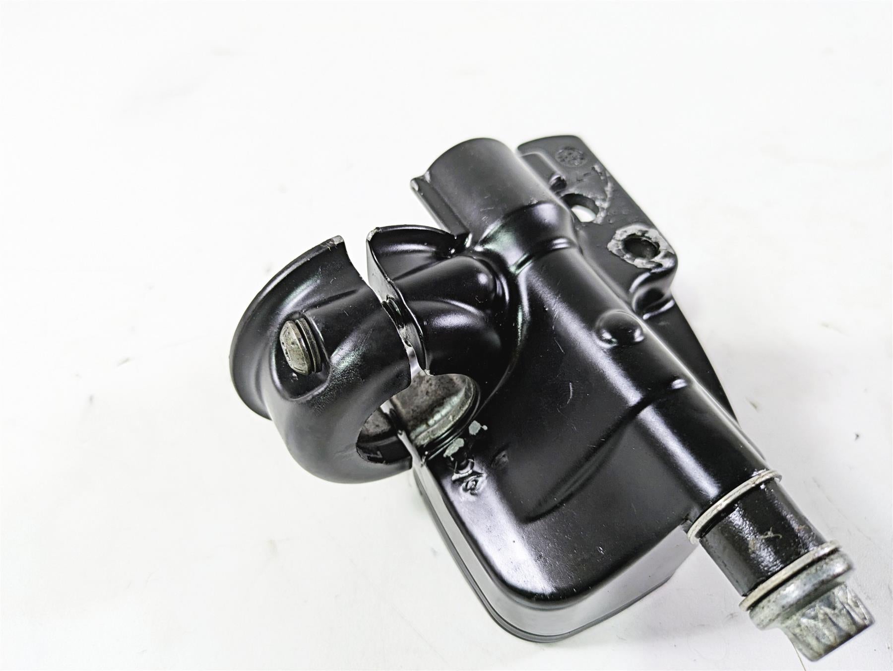 2003 Harley Softail FXSTDI Deuce 100th Front Brake Master Cylinder 9/16 45019-96 {{ shop.shopifyCountryName }} - Mototech271