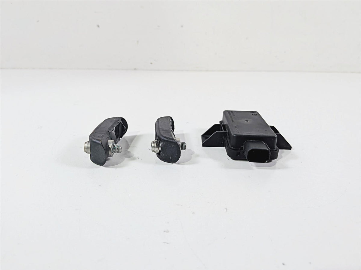 2016 BMW R1200RT RT RTW K52 Rdc Module Tire Pressure Sensor Set 65758546222 {{ shop.shopifyCountryName }} - Mototech271