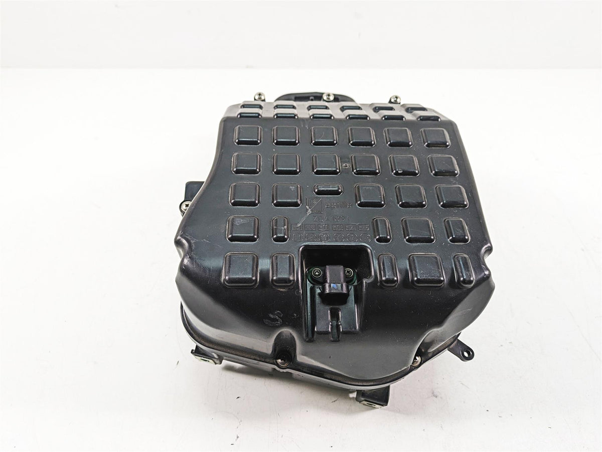 2021 Aprilia RS660 Air Filter Cleaner Breather Box 2B006527 2B006529 {{ shop.shopifyCountryName }} - Mototech271