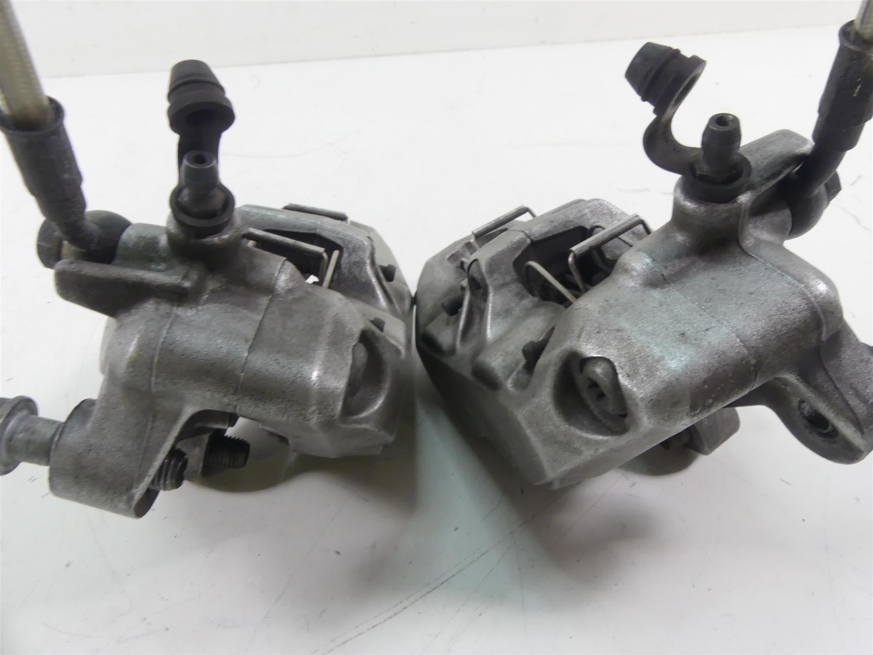2004 Aprilia RSV1000 R Mille Front Brembo Brake Calipers AP8176033 AP8176034 {{ shop.shopifyCountryName }} - Mototech271