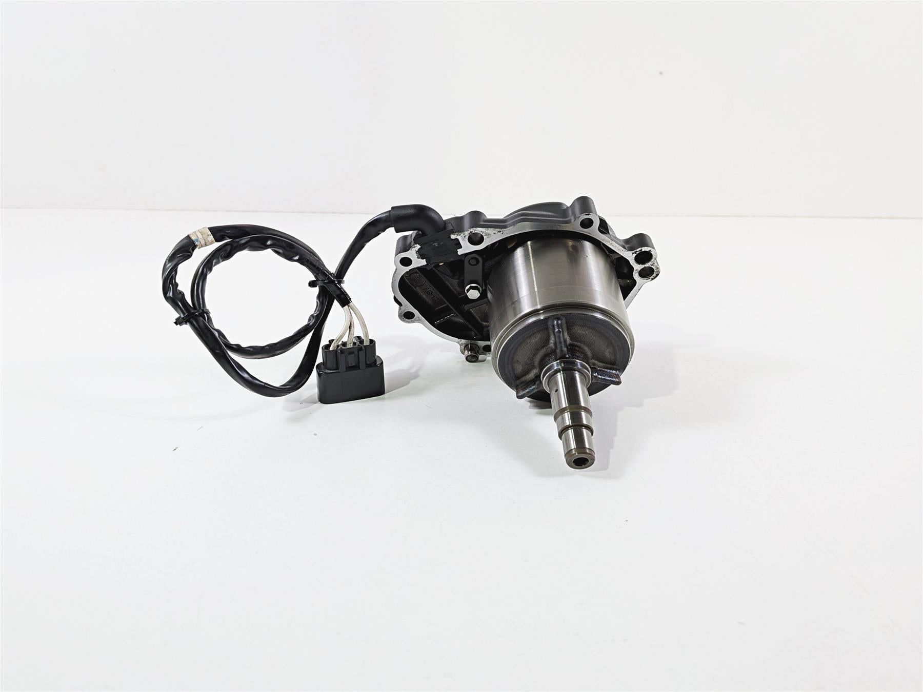 2008 Yamaha YZF R1 RN19 Stator Rotor & Engine Side Cover 2D1-81410-10-00 {{ shop.shopifyCountryName }} - Mototech271