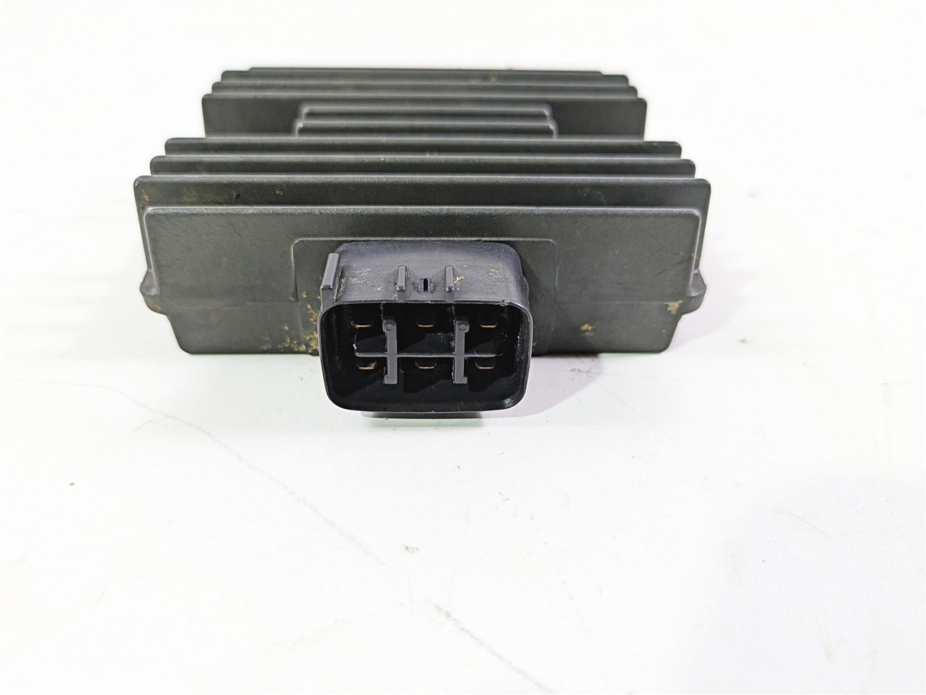 2006 Yamaha GP1300R Waverunner Rectifier Voltage Regulator 68V-81960-00-00 {{ shop.shopifyCountryName }} - Mototech271