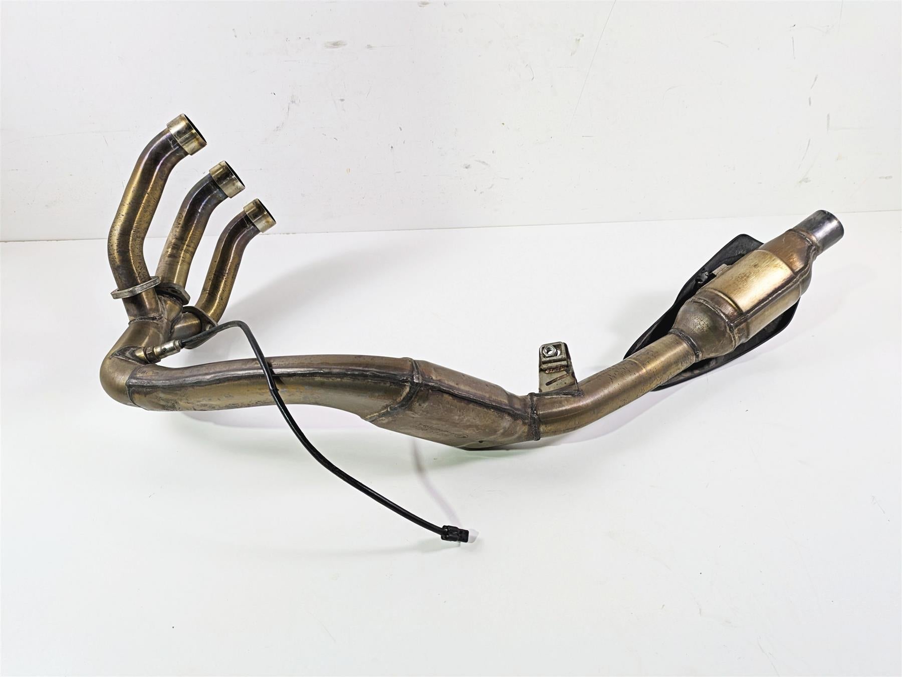 2024 Triumph Tiger 900 GT Stock Exhaust Pipe Header Manifold - Read T2203725 {{ shop.shopifyCountryName }} - Mototech271
