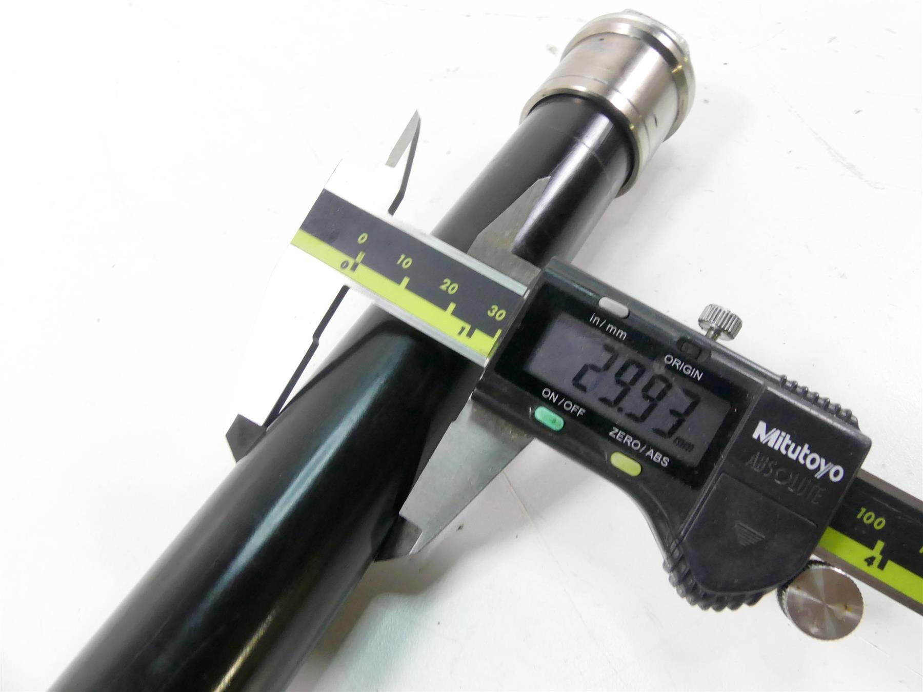 2015 KTM 1290 Adventure Front Axle Wheels Spindle 30mm 60309081000 {{ shop.shopifyCountryName }} - Mototech271