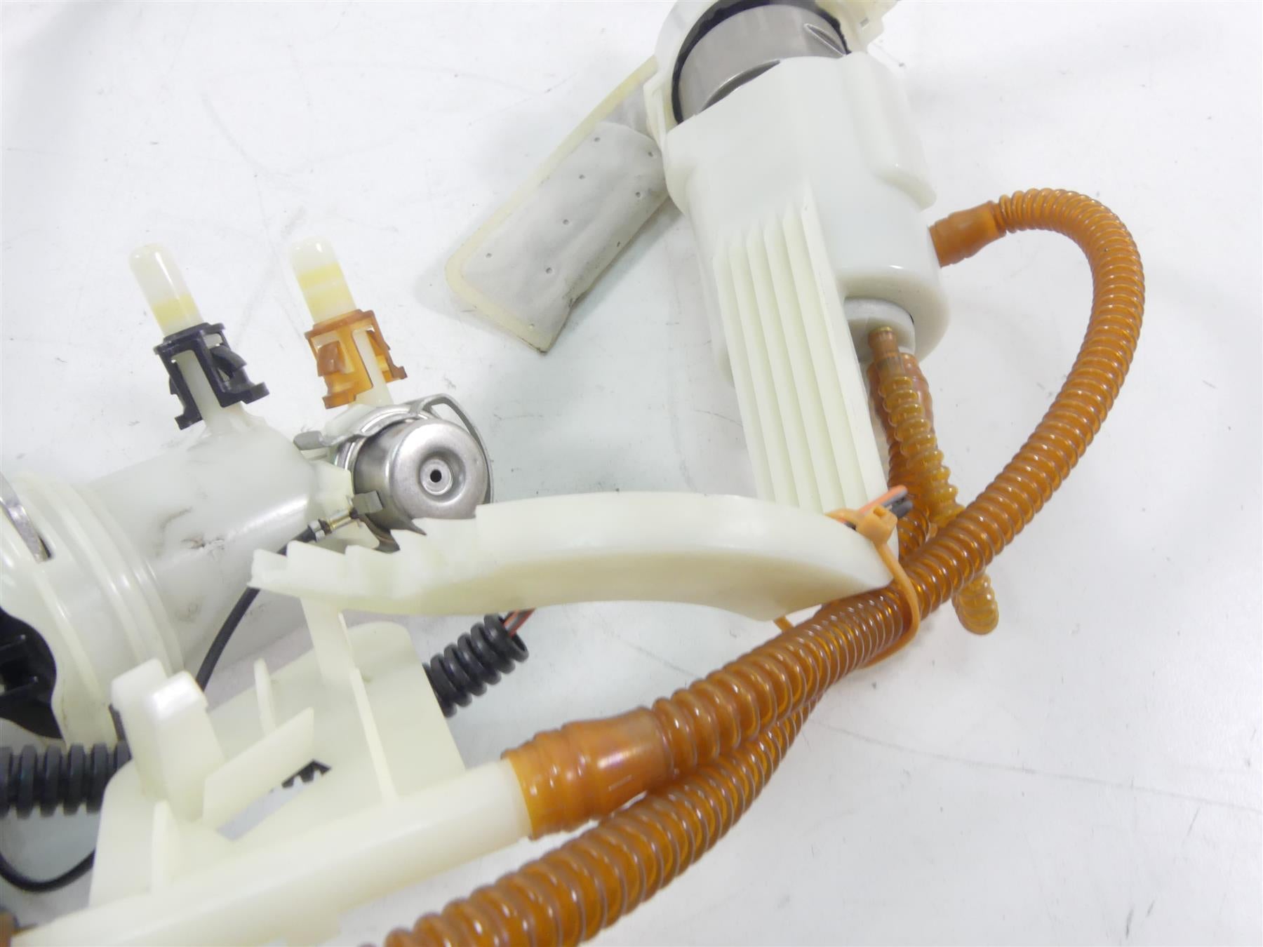 2014 Harley Touring FLHXS Street Glide Sp Fuel Petrol Pump - For Parts 62908-08 {{ shop.shopifyCountryName }} - Mototech271
