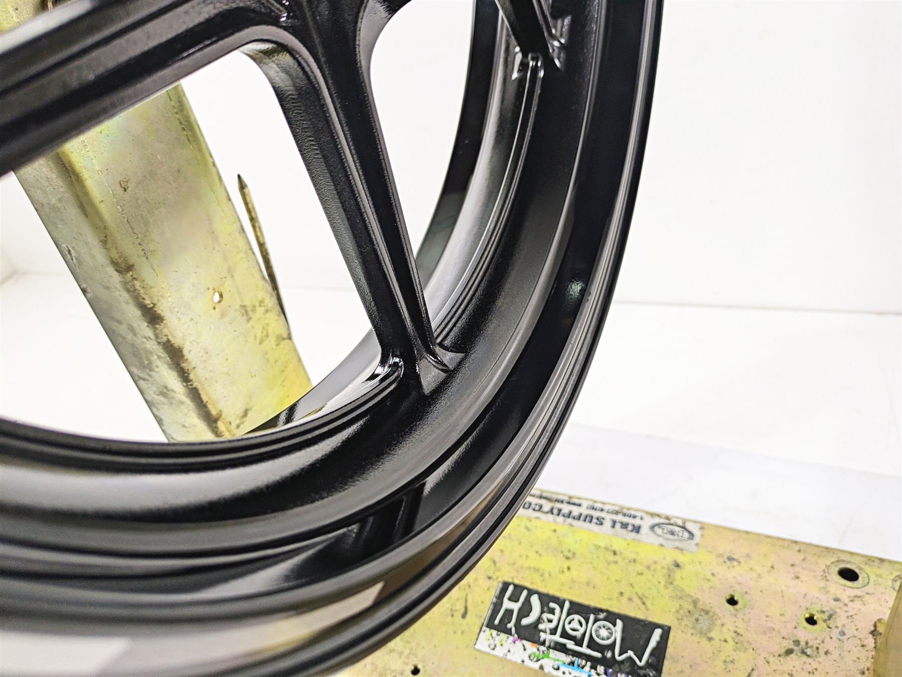 2024 Kawasaki ZX6R ZX636 Ninja 17x3.5 Front Wheel Rim 40 Miles - Read 41073-0728 {{ shop.shopifyCountryName }} - Mototech271